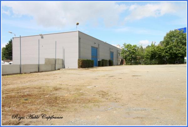 Dpt Sarthe (72), à vendre Local industriel avec bureaux proche du MANS-CHANGE