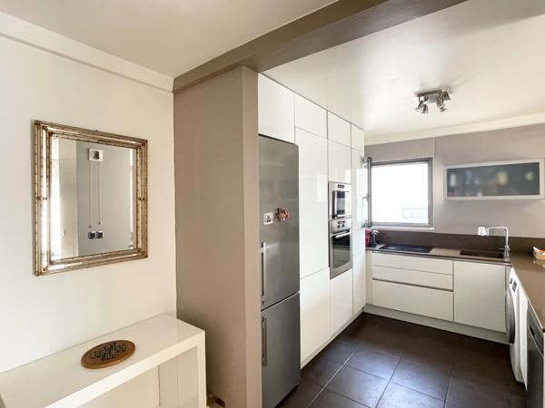 Dpt Paris (75), à vendre PARIS 20EME ARRONDISSEMENT appartement T3