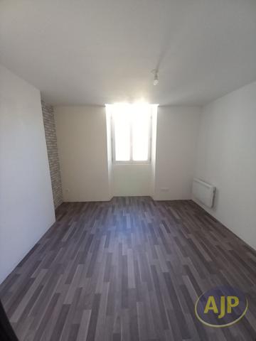 Location appartement Lesparre Medoc : 640 € - AJP Lesparre Immobilier