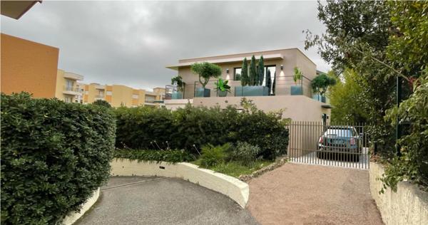 Terrain  construclible centre d'Antibes 385m2