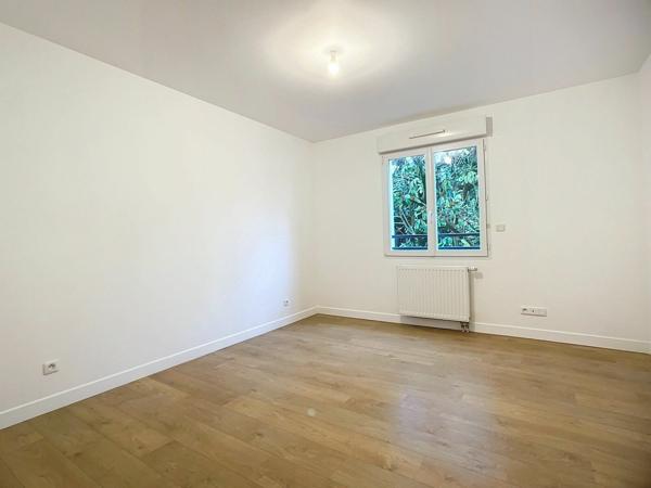 Maison à louer    4 pièces • 101,41 m2 Châtenay-Malabry