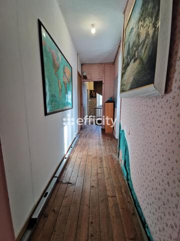 Maison
         6 pièces
        - 125 m² Exclusivité 154 000 €*