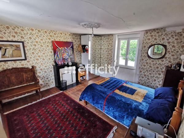 Maison
         6 pièces
        - 125 m² Exclusivité 154 000 €*