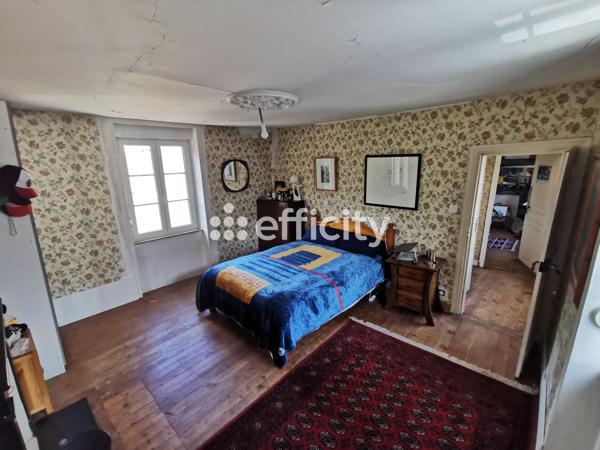 Maison
         6 pièces
        - 125 m² Exclusivité 154 000 €*