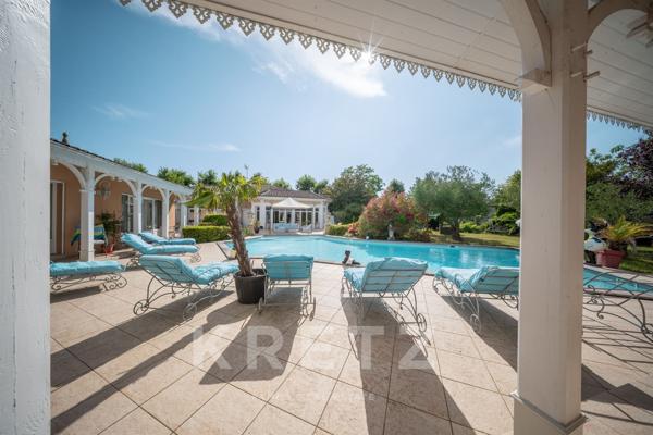 Bassin d’Arcachon – Propriété de 426m² avec gîtes et piscine