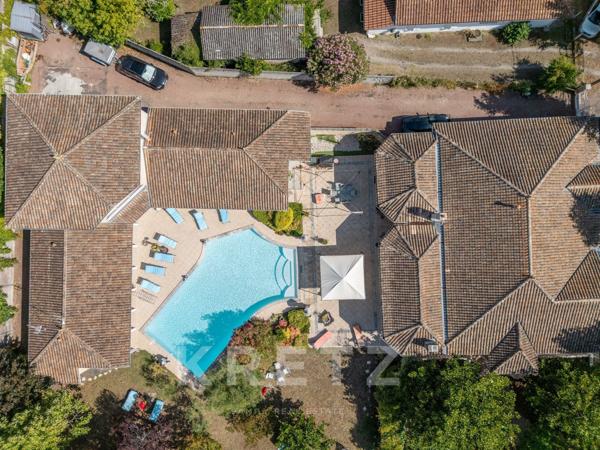 Bassin d’Arcachon – Propriété de 426m² avec gîtes et piscine