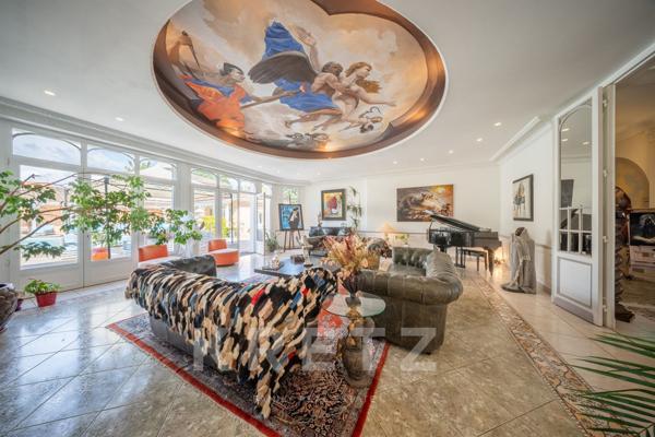 Bassin d’Arcachon – Propriété de 426m² avec gîtes et piscine