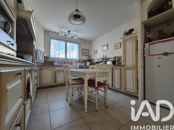 Maison à vendre 6 pièces 192 m² Manosque