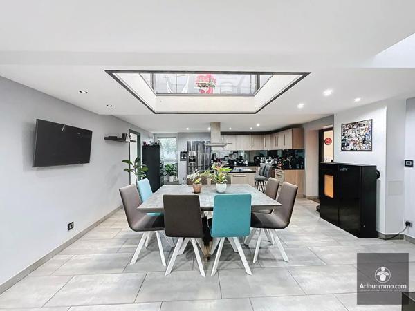 Vente Maison 6 pièces 195 m2 à Roanne