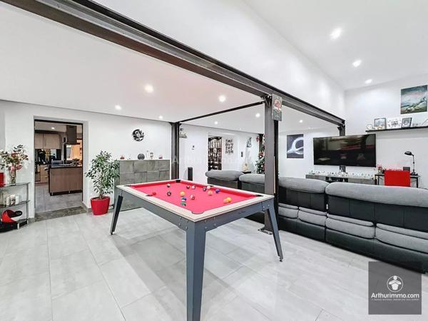 Vente Maison 6 pièces 195 m2 à Roanne