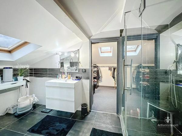 Vente Maison 6 pièces 195 m2 à Roanne