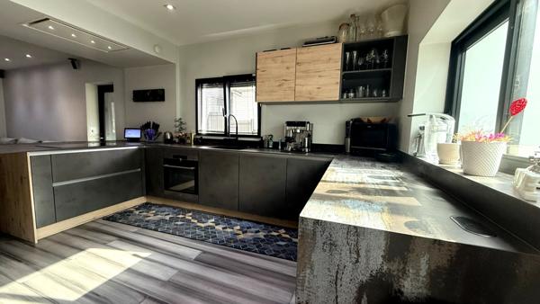 MAISON CONNECTEE  !!! COUP DE COEUR ASSURE !!! RARE  !!!