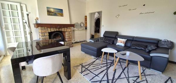 Vente                                                      Maison
                        
                     6 pièces                      137 m2                     à Albi