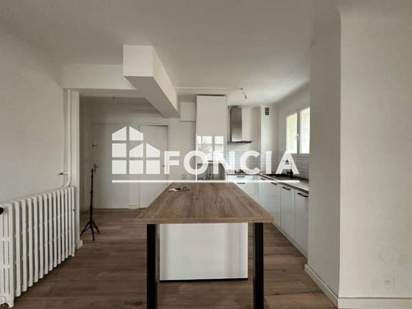 Location Appartement 3 pièces 52.9 m² - 163 BD CHARLES BARNIER Toulon 83000