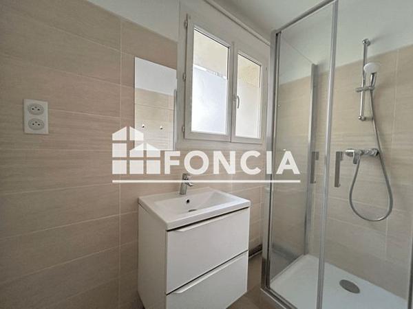 Location Appartement 3 pièces 52.9 m² - 163 BD CHARLES BARNIER Toulon 83000