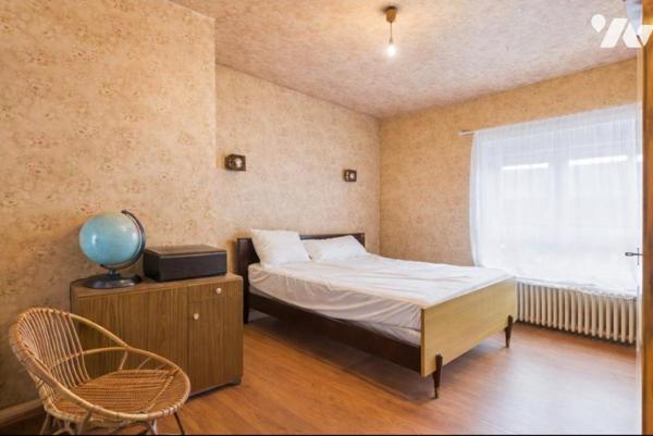 Beaux volumes, jardin agréable et 5 chambres