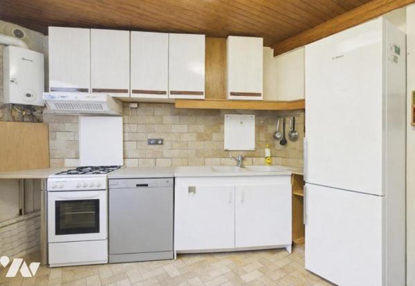 Beaux volumes, jardin agréable et 5 chambres