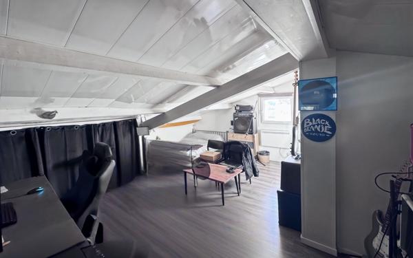 Maison à vendre    6 pièces •  Martigues