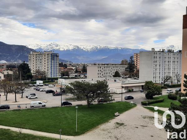 Appartement 3 pièces de 60 m² à Sassenage (38360)
