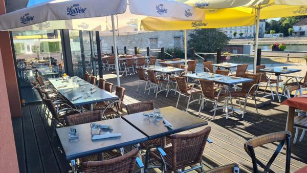 EST DIJON - Bar licence IV, Restaurant, Pizzéria 300 M²