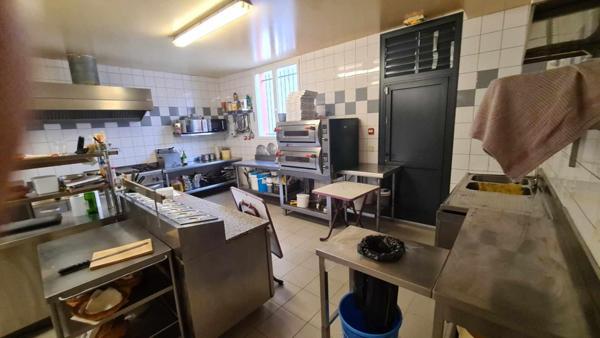 EST DIJON - Bar licence IV, Restaurant, Pizzéria 300 M²