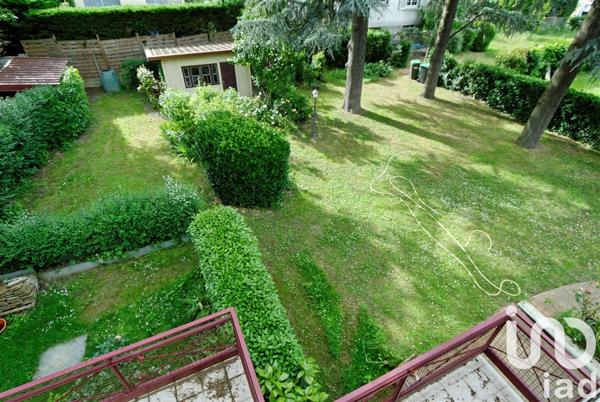 House for sale 12 rooms 260 m² Sainte-Geneviève-des-Bois