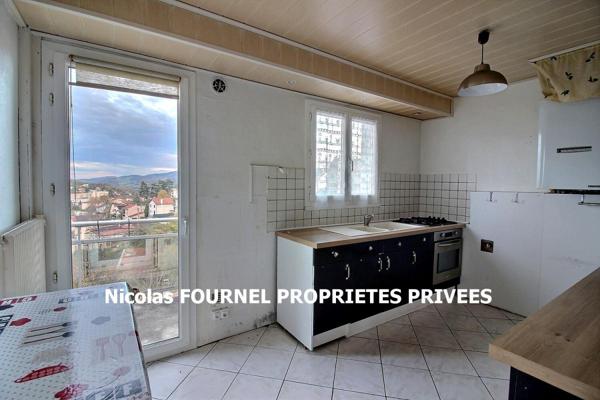 EXCLUSIVITE APPARTEMENT 81,46m² 2 chambres  2 balcons GARAGE quatre logements syndic bénévole