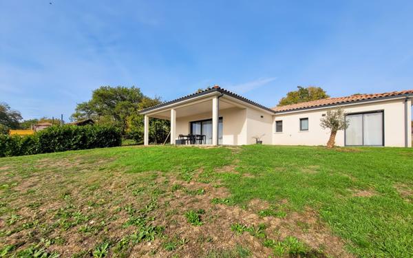 Maison à vendre    5 pièces •  Estillac