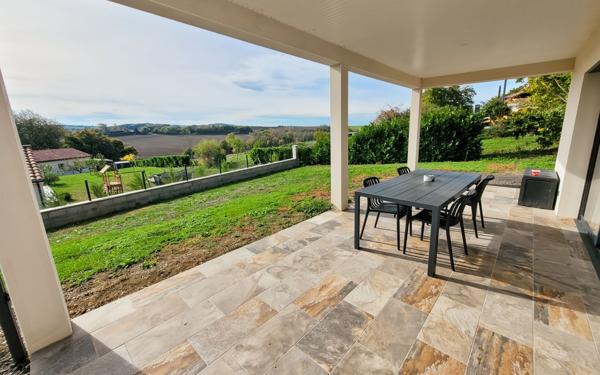 Maison à vendre    5 pièces •  Estillac