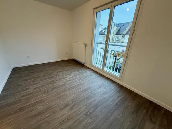 Creil (60100) Maison neuve Creil centre ville .