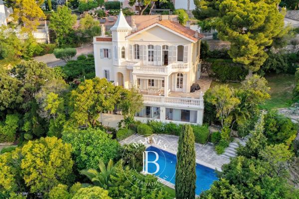 Marseille 7ème, Villa 7 Chambres -  340 m² à vendre