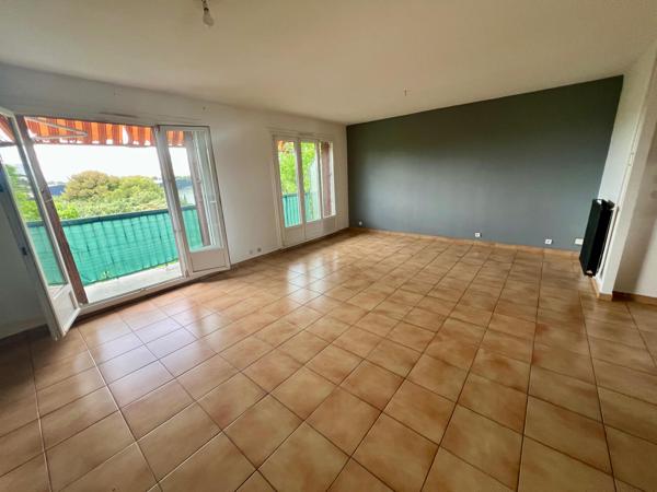 VERTEUILLE T3 77 m2- balcon- vue dégagée 116 000€ FAI