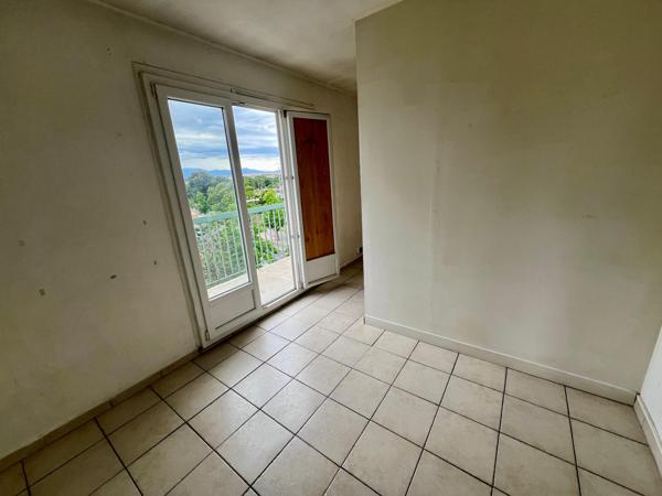 VERTEUILLE T3 77 m2- balcon- vue dégagée 116 000€ FAI