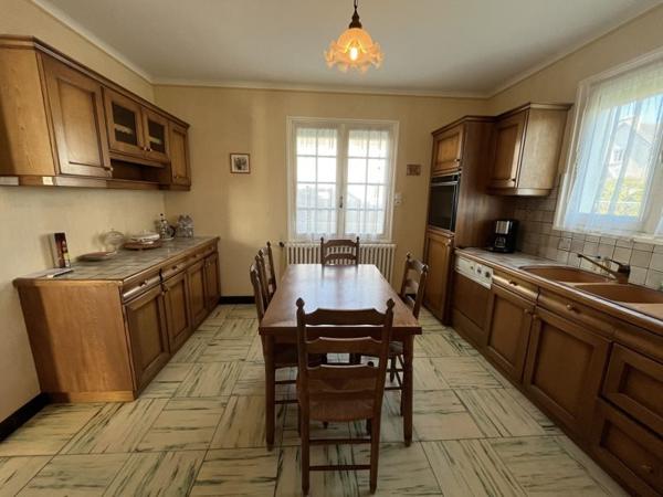 Maison à vendre |  Châteauneuf-du-Faou |  7 pièces | 154 m²