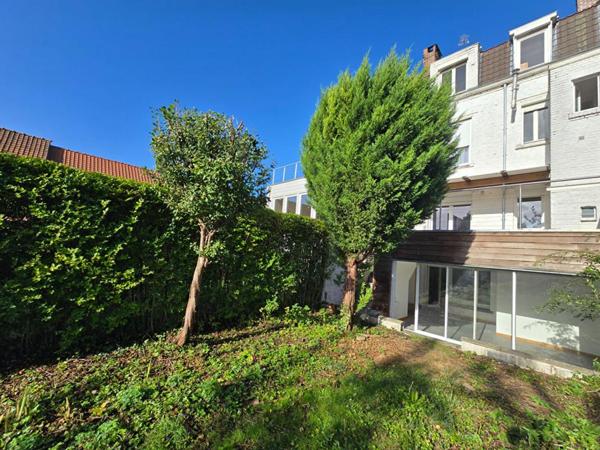 Maison Wattrelos 8 pièces, 5 chambres, sous sol et jardin 165 m2