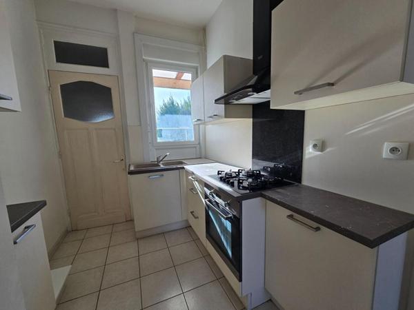 Maison Wattrelos 8 pièces, 5 chambres, sous sol et jardin 165 m2