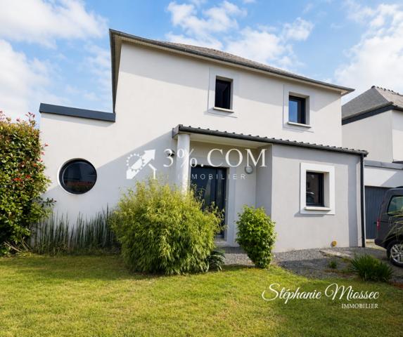 Maison
                                                                                                                                                                                                                                                                                                                        5 pièce(s)                                                                                                                                                                                                          4 chambre(s)                                                                                                                                                                                                          104  m²