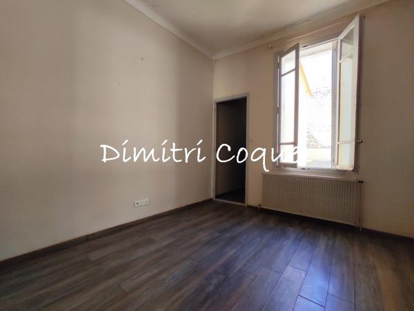 Maison de ville avec grande terrasse et garage