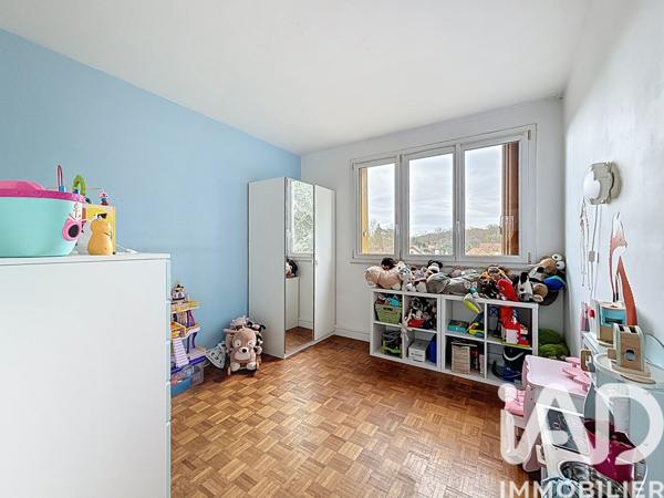 Appartement à vendre 4 pièces 77 m² La Celle-Saint-Cloud