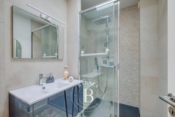 Marseille 8ème, Appartement 4 Chambres -  145 m² à vendre