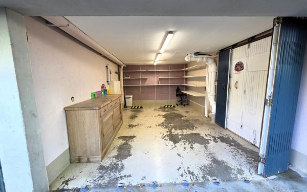 Stationnement à vendre