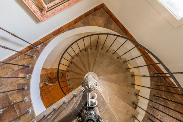 Taillades, Mas 8 Chambres -  395 m² à vendre
