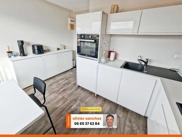 Clermont-Ferrand – T3 bis – Secteur Vallières/Marcombes – Ascenseur – Garage – Vue dégagée – Isolation extérieure – Idéal investisseur !