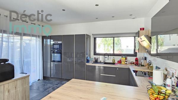 Vente maison Marseillan, 153m² 6 pièces 559 000€ avec piscine