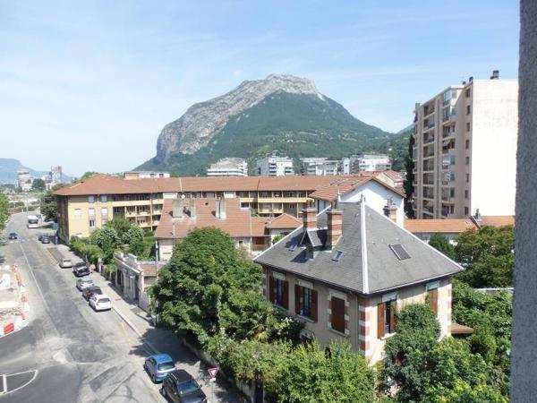 Appartement 1 pièce                                        - 38000 Grenoble Réf : 5132