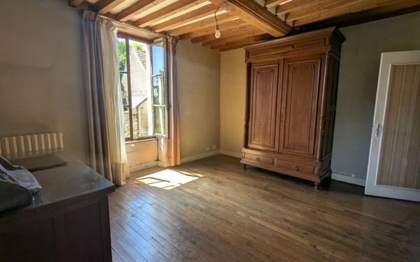 Maison à vendre    8 pièces • 235 m2 Mathieu