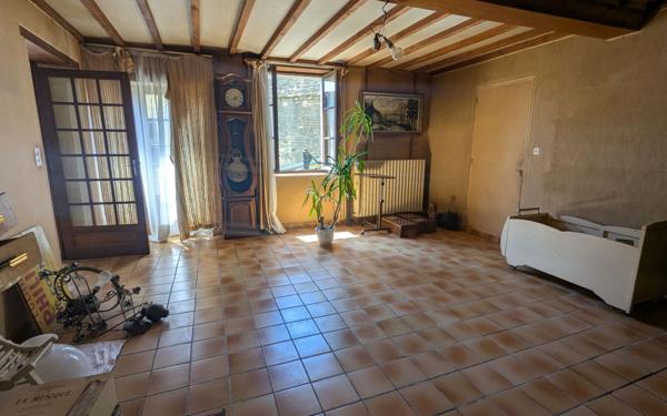 Maison à vendre    8 pièces • 235 m2 Mathieu