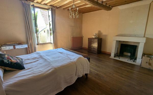 Maison à vendre    8 pièces • 235 m2 Mathieu