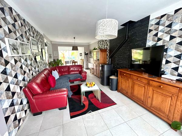 Belle maison avec grand jardin et garage