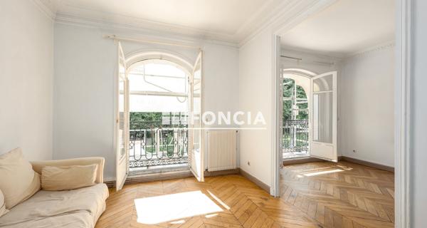 À vendre Appartement 4 pièces 63.05 m² - Paris 75015